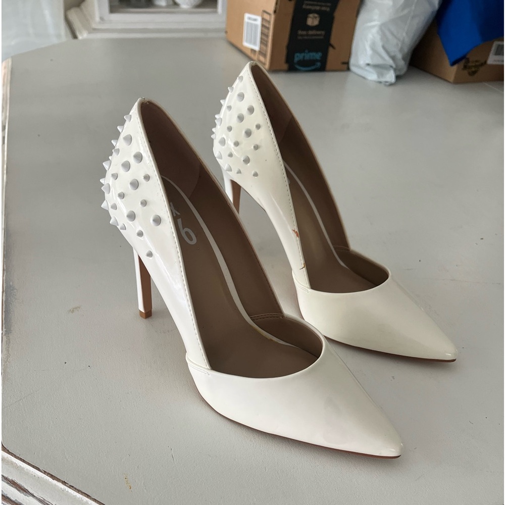 White shoes! Mix no 6